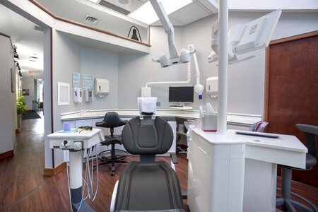 dental implant clinic toronto
